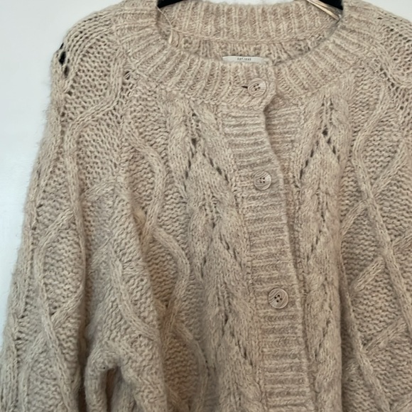 Cozy Cable Knit Beige Sweater - Picture 2 of 3